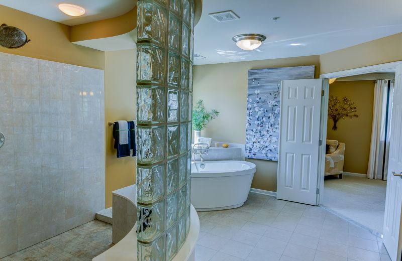 Best Bathroom Renovation Contractors in Mount Joy, PA